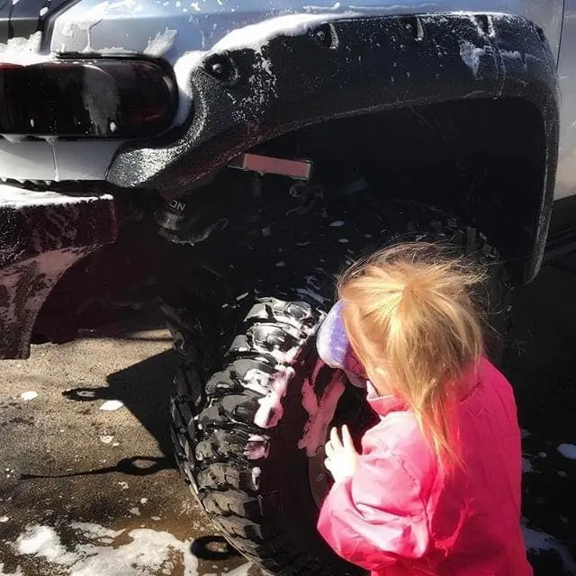 Bath day helper. #FJcruiser #DaddysGirl #CarWash