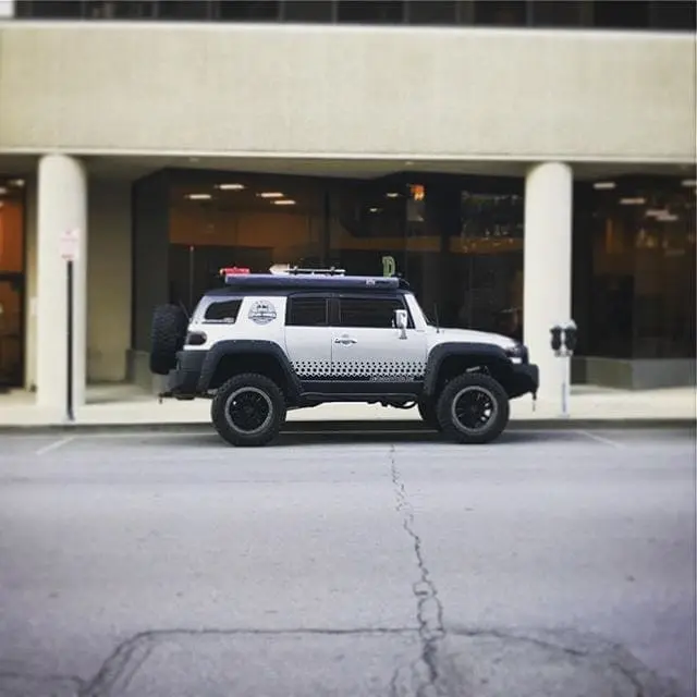 An FJ Cruiser, most certainly not in its natural habitat. #MissingTheTrails #CityLife