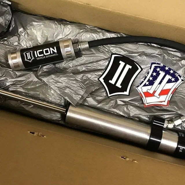 Who else has winter projects going on? Finally ready to finish the rear suspension on the #FJcruiser this month.