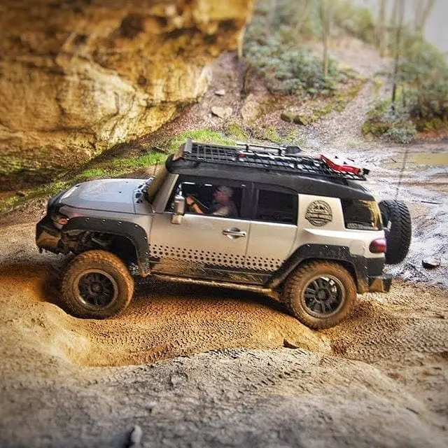 Side Shot Saturday! #4×4 #Offroad #GetOutdoors #FJcruiser