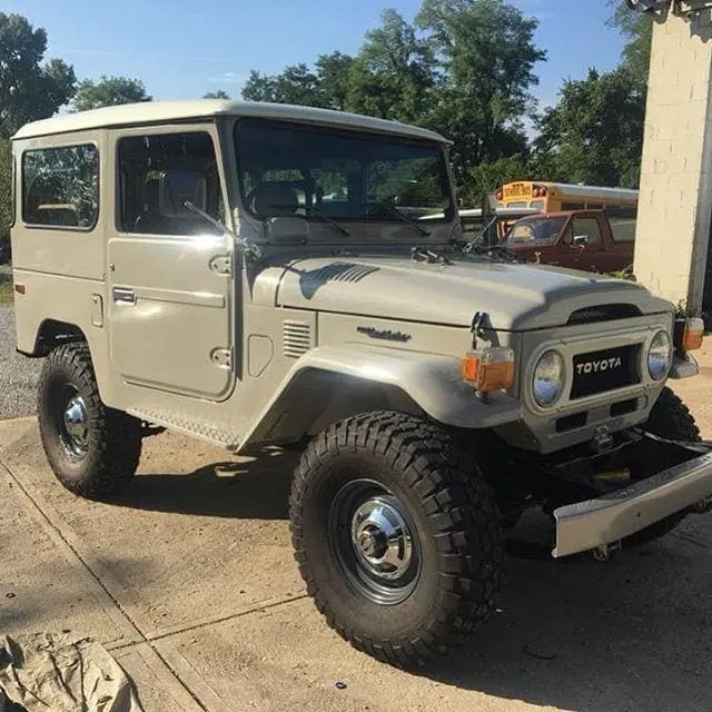 This is the friend our #FJcruiser was hanging with upon pick up. A real beaut. #FJ40 #BJ40 #40series #LandCruiser #Restoration #Toyota