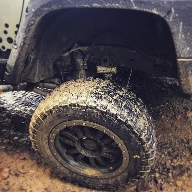 How about a little rear suspension flex for this Friday? #FlexFriday #LiftedLife #LiftedTrucks #OffRoad #FJcruiser