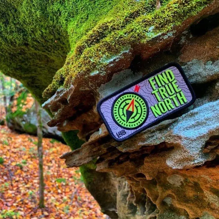 Who is hiking this weekend? Fall foliage is at its prime. 
.
.
.
.
Photo by @haddixbrandon 
#FindTrueNorth #FallFoliage #Hiking #RRG