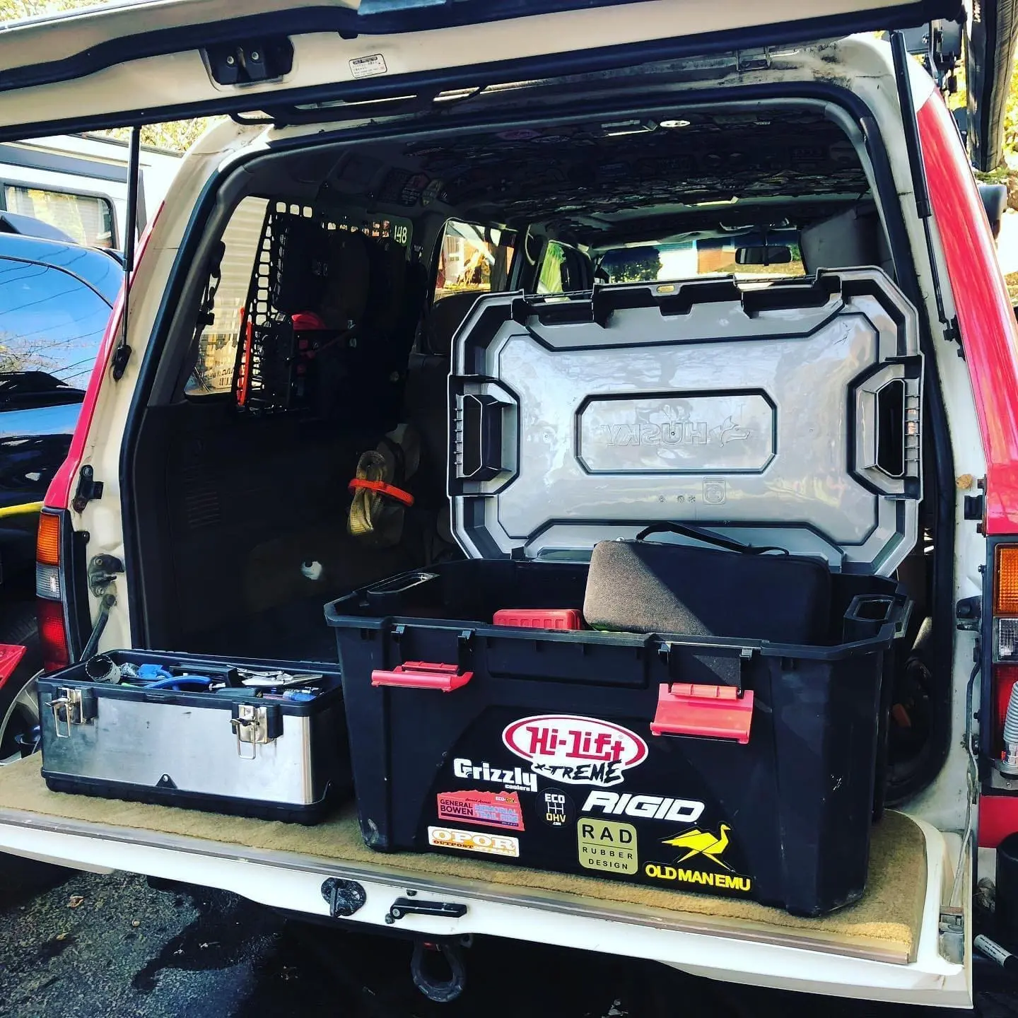 FINALLY! After 2 months of a broken ankle, the Land Cruiser is getting packed for adventure. 
.
.
.
.
.
#80Series #LandCruiser #80SeriesLandCruiser #Wheeling #Offroad #Overland #Camping #Hiking #Outdoors