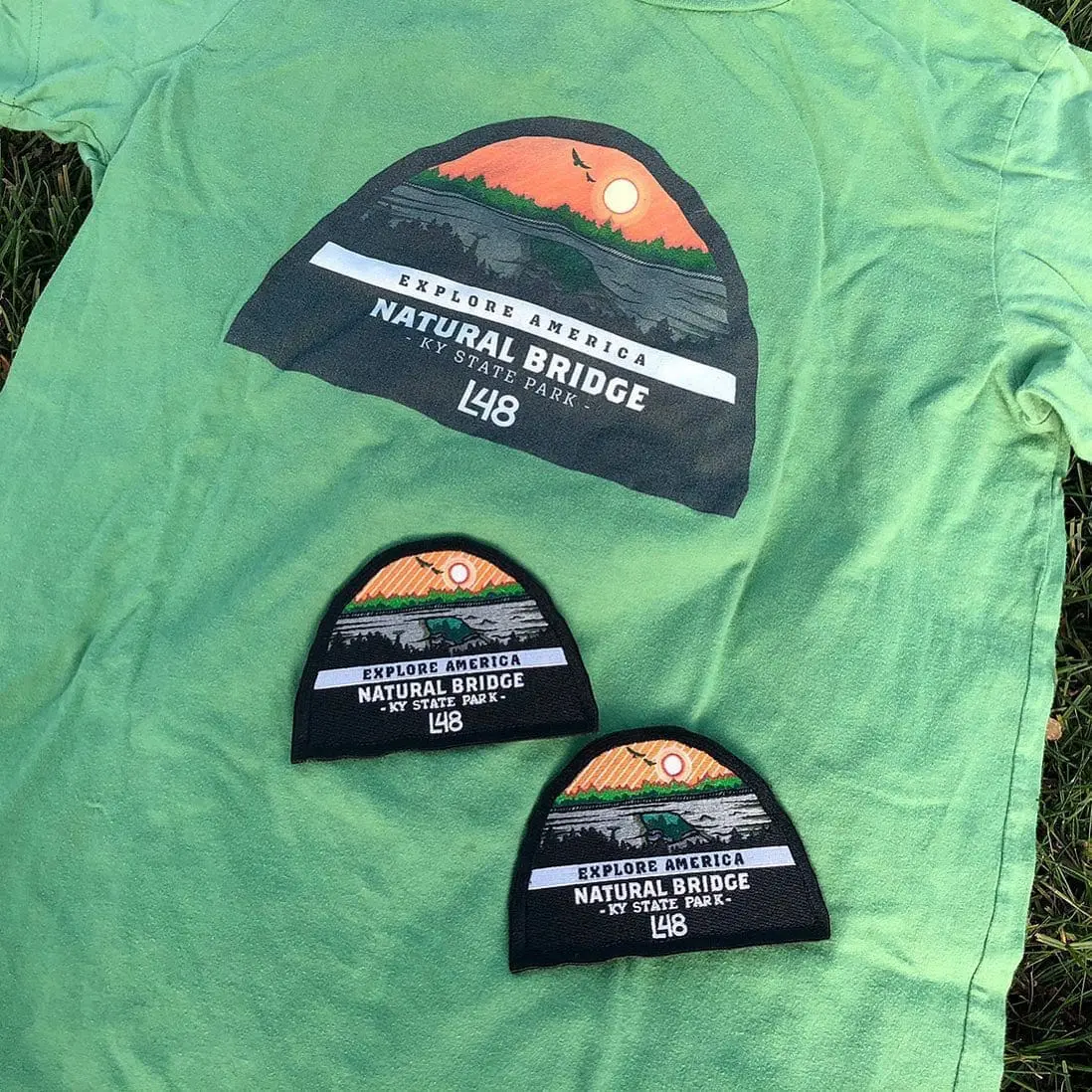 EXPLORE KENTUCKY! Natural Bridge apparel and collectors patches are live on the website. Who’s been across the bridge?
.
.
.
.
.
#NaturalBridge #NaturalBridgeStatePark #RedRiverGorge #Kentucky #KentuckyTourism #ExploreKentucky #ExploreAmerica #Hiking #Camping #Climbing #HikingKentucky #MoralePatch